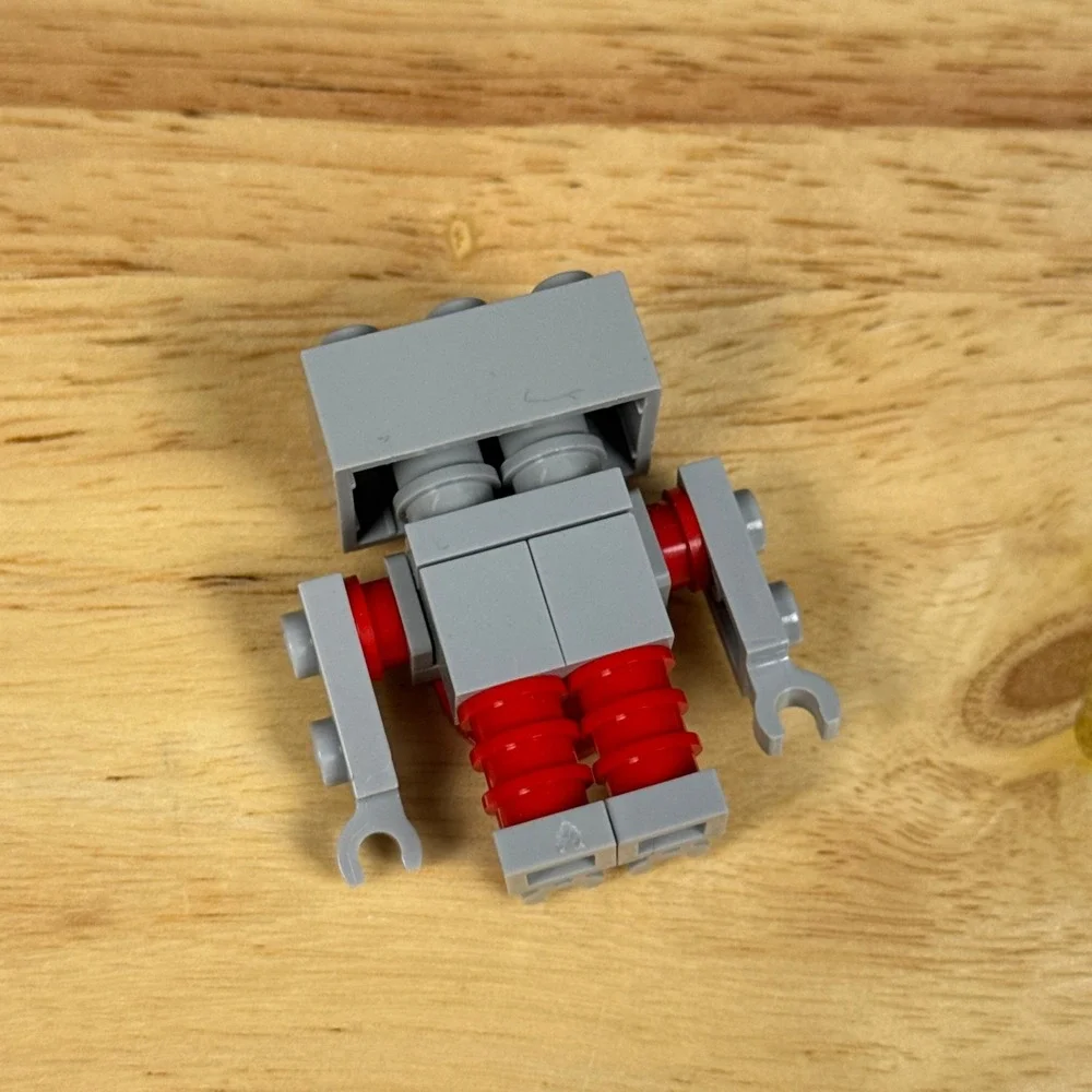 LEGO Brickfest 2023 Robot Mini Figure‎ Exclusive Limited Edition - Picture 2 of 4
